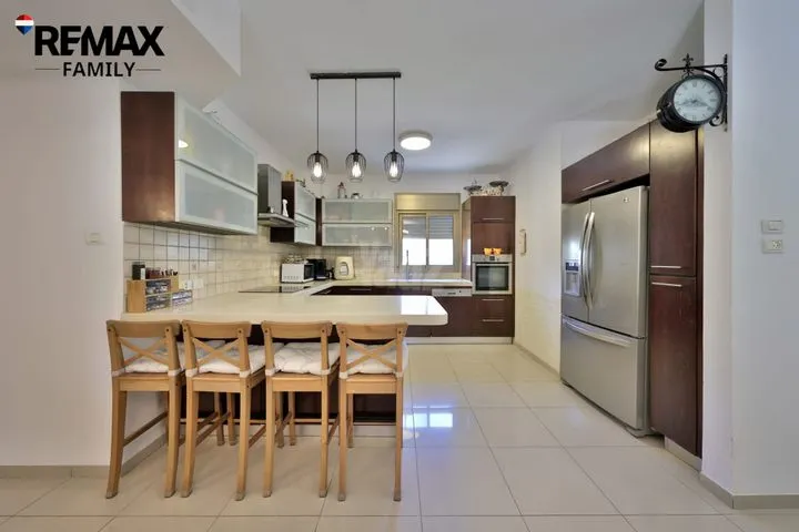 דירת גן 6 חדרים למכירה באדגר דגה 19, קרית אתא — תמונה 3