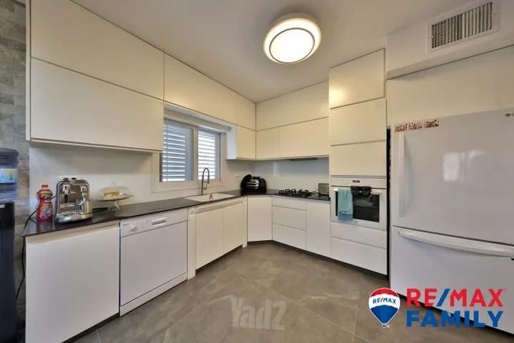 דירת גן 5 חדרים למכירה ביצחק יציב, קרית חיים — תמונה 6