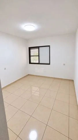 דירה 4 חדרים להשכרה בדרור, קרית ביאליק — תמונה 2