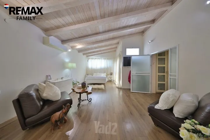 בית פרטי/ קוטג' 6 חדרים למכירה ברותם 10, קרית אתא — תמונה 8
