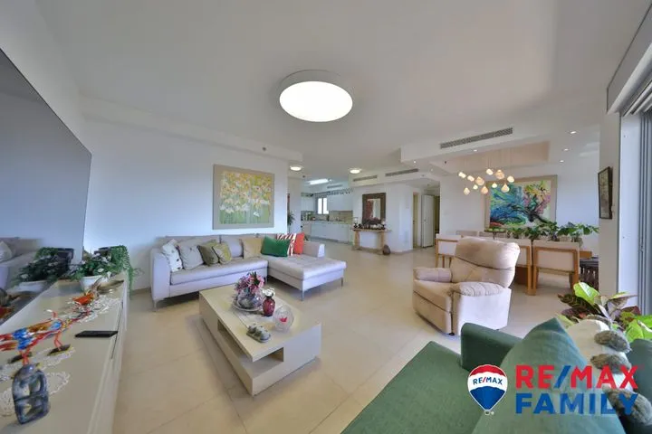 דירה 4 חדרים למכירה בהפטל 19, קרית ביאליק — תמונה 6