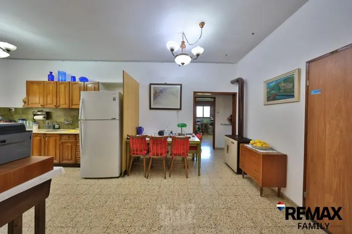 בית פרטי/ קוטג' 7 חדרים למכירה באשל, קרית ביאליק — תמונה 9
