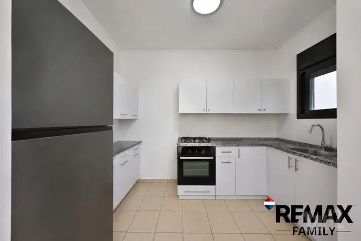 דירה 4 חדרים למכירה ביששכר 4, קרית מוצקין — תמונה 2