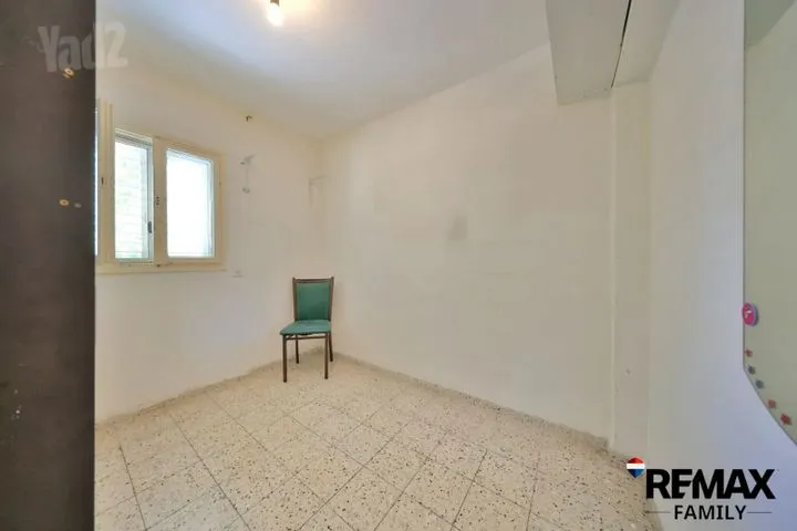 דירה 3 חדרים למכירה בשבטי ישראל, קרית ביאליק — תמונה 4