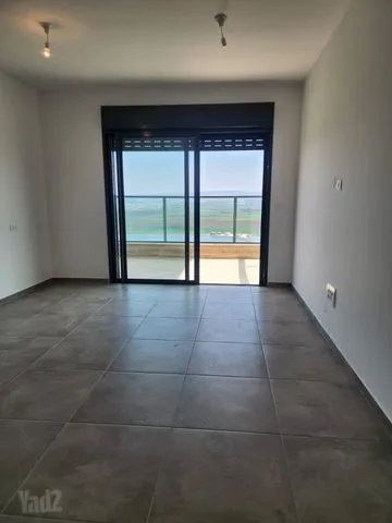 דירה באריק אינשטיין — תמונה 5