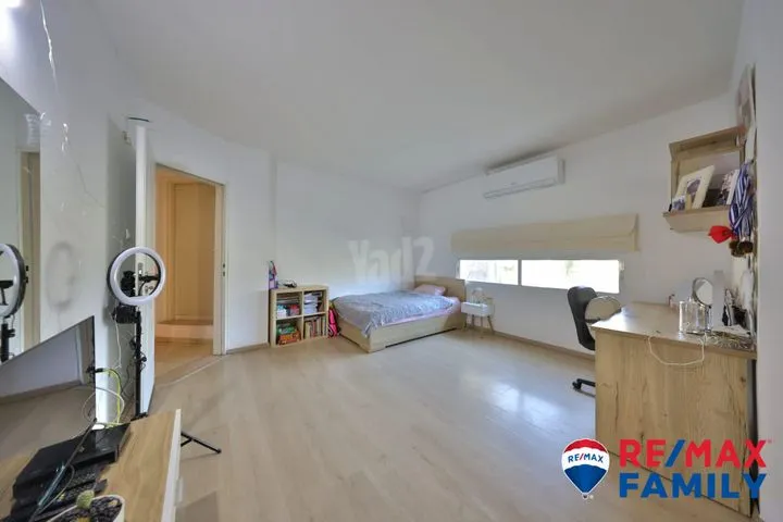 גג/ פנטהאוז 6 חדרים למכירה ביקינטון 1, קרית ביאליק — תמונה 10