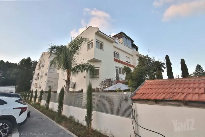 דו משפחתי 6 חדרים למכירה באלכסנדר זייד 49, קרית חיים — תמונה 1