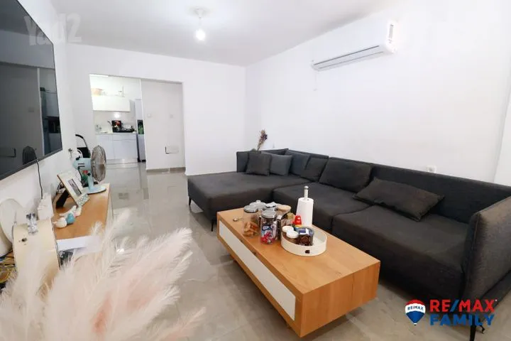 דירה 3 חדרים למכירה בלוי אשכול, קרית מוצקין — תמונה 2