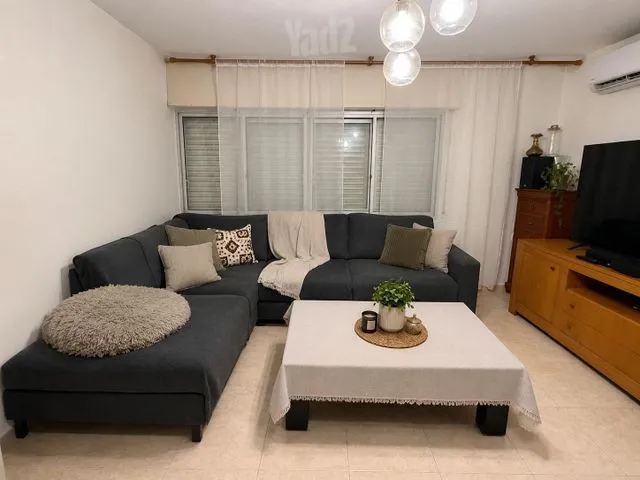 דירה 3 חדרים למכירה בשדה בוקר 23, קרית אתא — תמונה 1