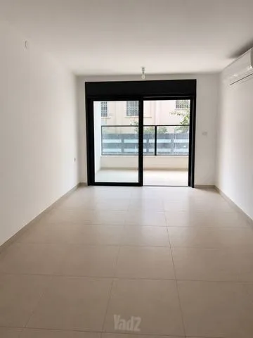 דירה 4 חדרים למכירה בקדיש לוז 53, קרית מוצקין — תמונה 2