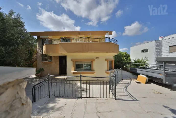 בית פרטי/ קוטג' 7 חדרים למכירה באנרי מאטיס, קרית אתא — תמונה 9