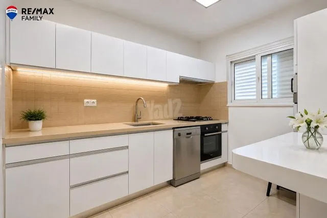 דירה בהנוטר — תמונה 2