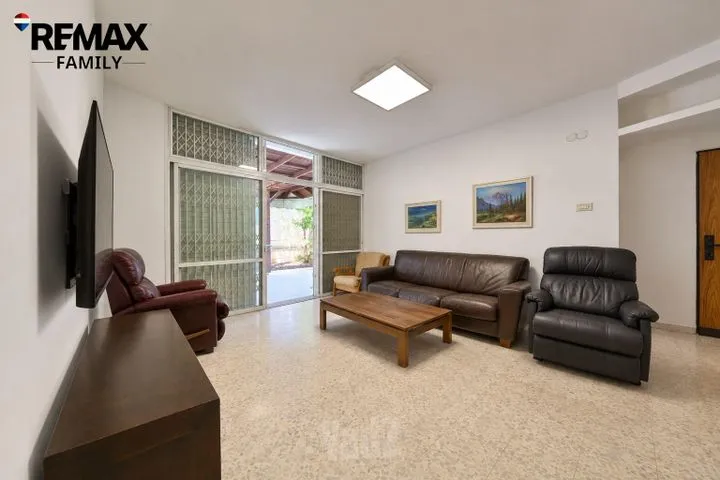 דירת גן 3.5 חדרים למכירה בחיים 83, קרית ביאליק — תמונה 2