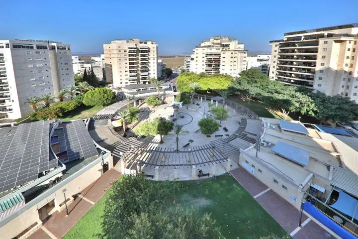 דירה 5 חדרים למכירה בלוטם, קרית ביאליק — תמונה 8