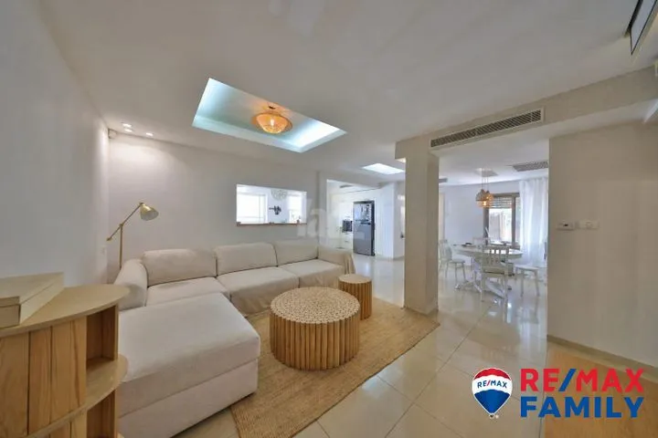 דירת גן 4 חדרים למכירה בהילדים 4, קרית מוצקין — תמונה 1
