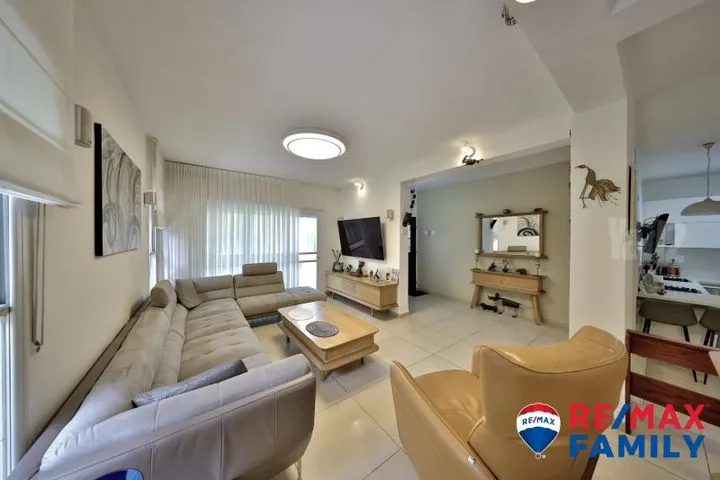 בית פרטי/ קוטג' 5 חדרים למכירה בהתקומה 16, קרית חיים — תמונה 1