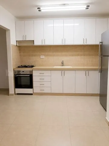 דירה 4 חדרים למכירה בקדיש לוז 53, קרית מוצקין — תמונה 4