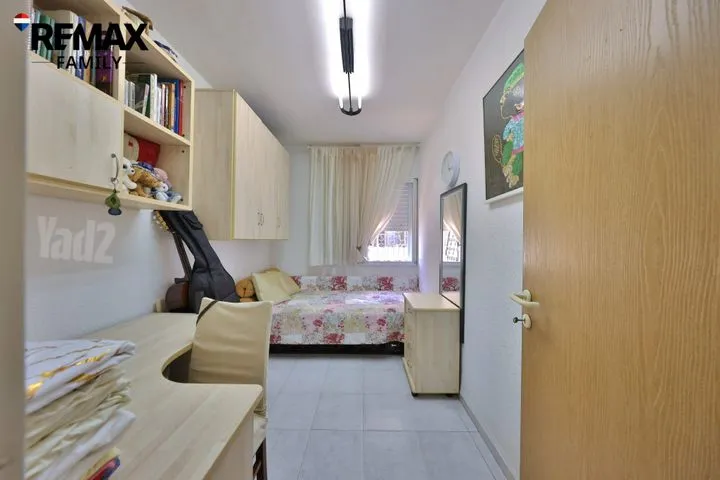 דירה 3 חדרים למכירה בקדושי השואה 5, חיפה — תמונה 4