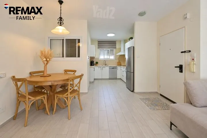 דירה 4 חדרים למכירה בחרובים, קרית ביאליק — תמונה 7