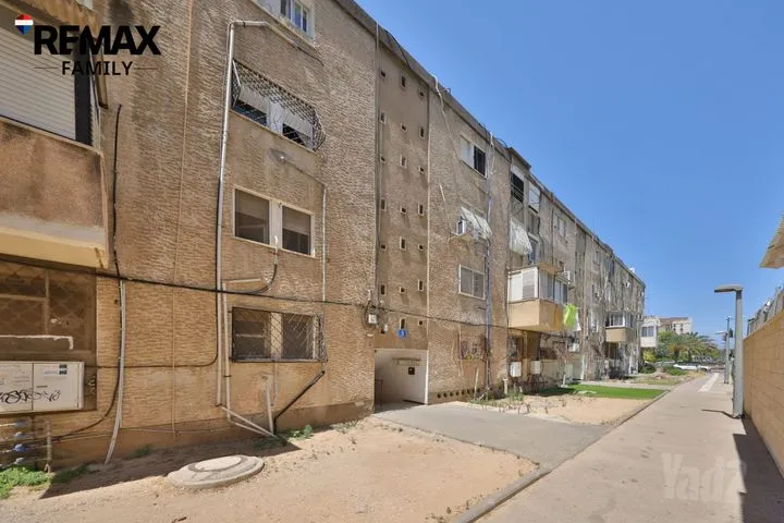 דירה 3 חדרים למכירה בקדושי השואה 5, חיפה — תמונה 7