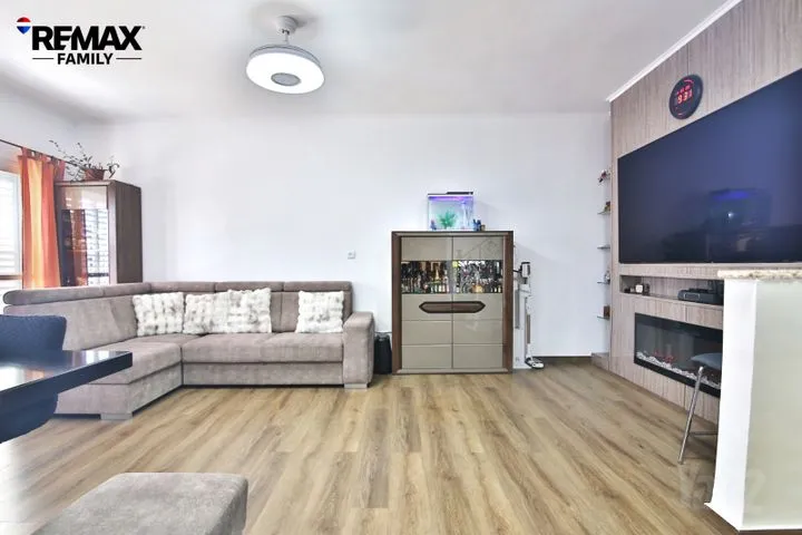 דופלקס 4 חדרים למכירה במנחם בגין 2, קרית מוצקין — תמונה 7