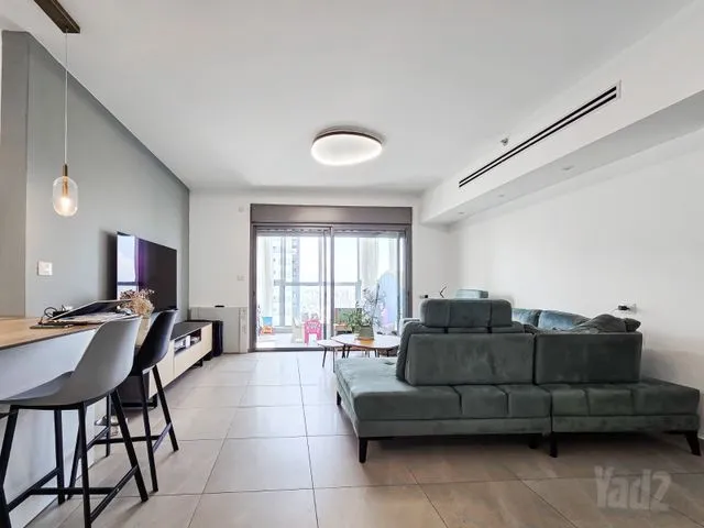 דירה 3 חדרים למכירה בגאולה כהן 10, קרית ים — תמונה 2
